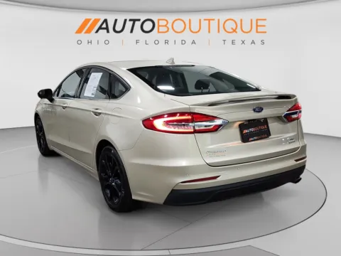Another view of 2019 Ford Fusion SE for sale in Columbus, OH at Auto Boutique Ohio