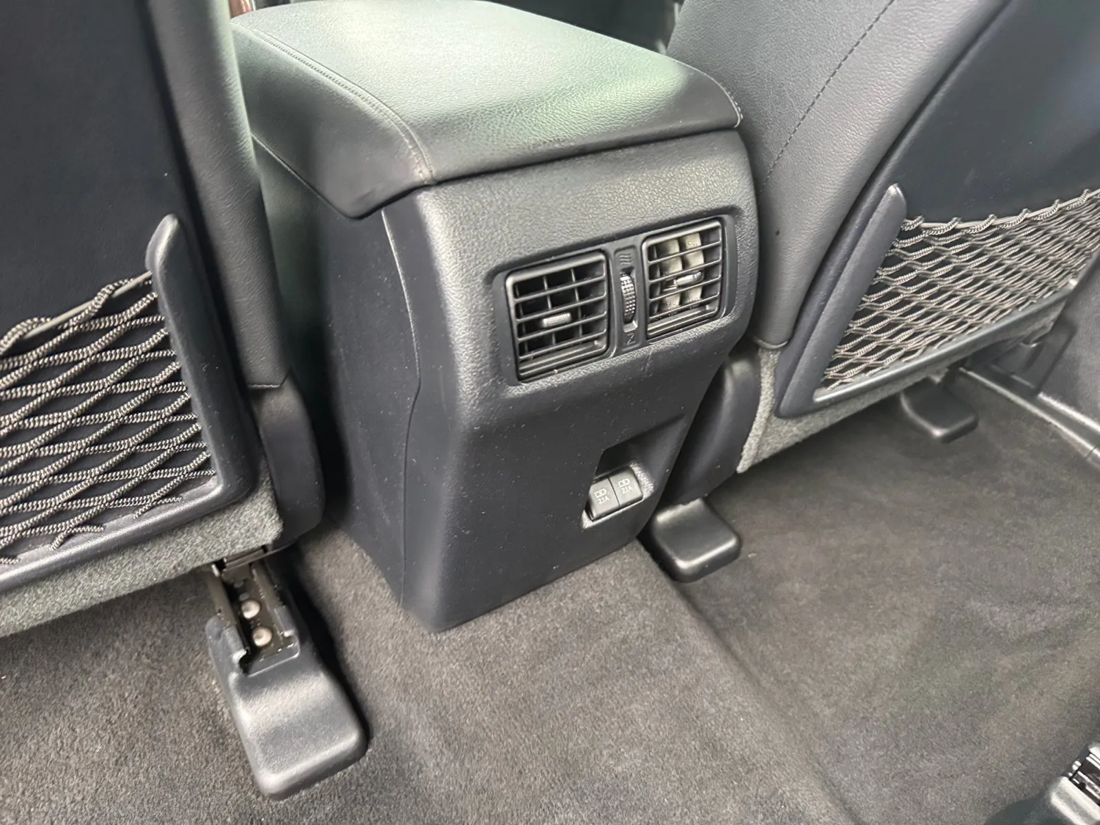 Toyota 4Runner photo 13