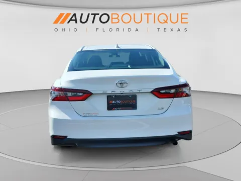 More photos of 2021 Toyota Camry LE at Auto Boutique Ohio, OH