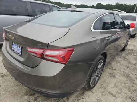 More photos of 2020 Chevrolet Malibu LT at Auto Boutique Ohio, OH