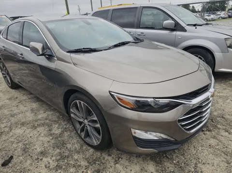 Another view of 2020 Chevrolet Malibu LT for sale in Columbus, OH at Auto Boutique Ohio