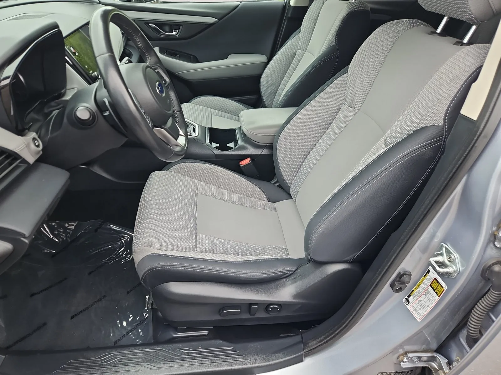 Subaru Outback photo 9