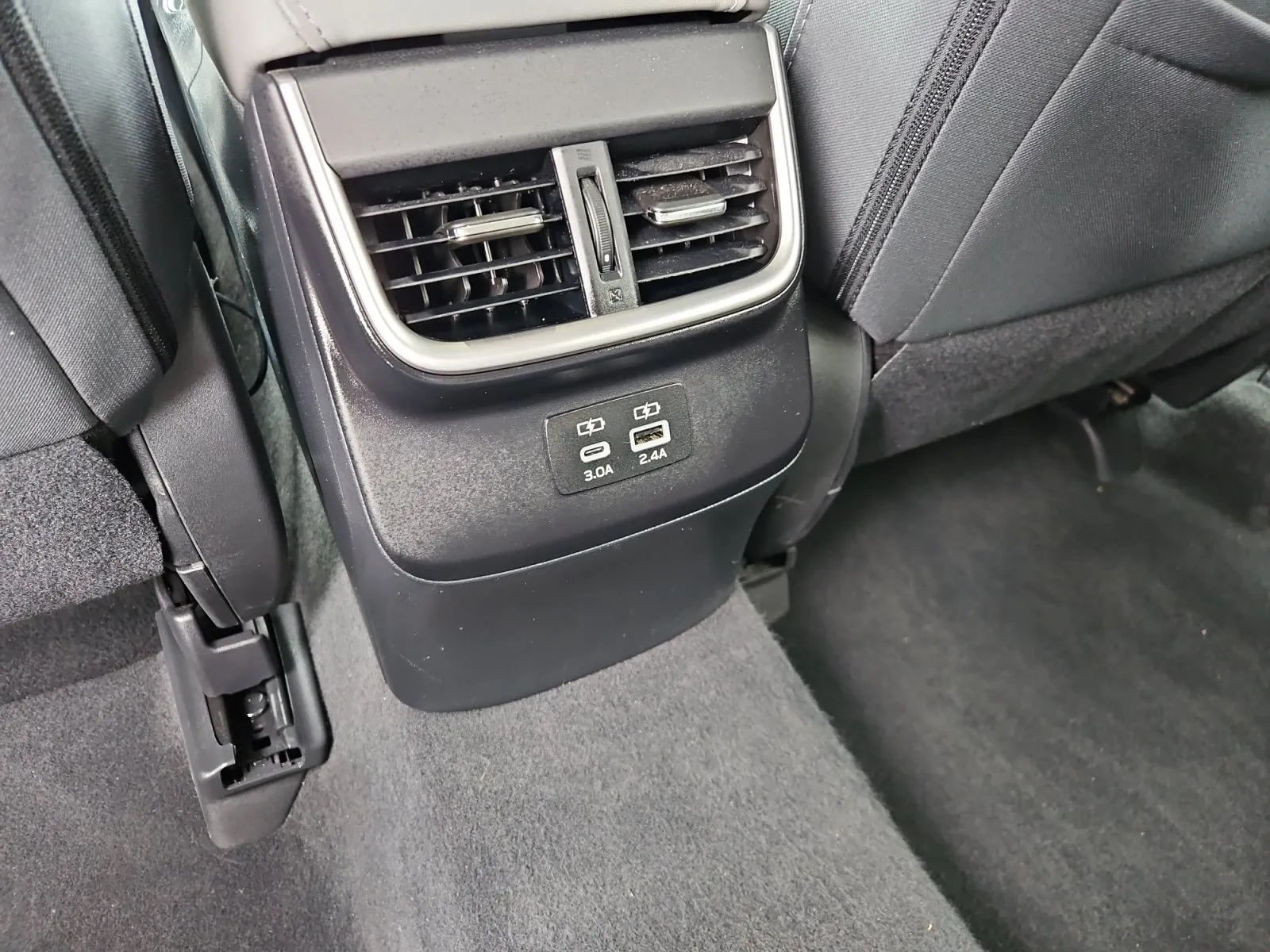 Subaru Outback photo 13