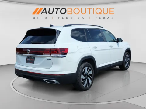 More photos of 2024 Volkswagen Atlas 2.0T SE w/Technology at Auto Boutique Ohio, OH
