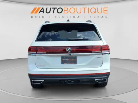 More photos of 2024 Volkswagen Atlas 2.0T SE w/Technology at Auto Boutique Ohio, OH