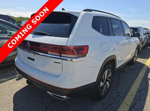 More photos of 2024 Volkswagen Atlas 2.0T SE w/Technology at Auto Boutique Ohio, OH