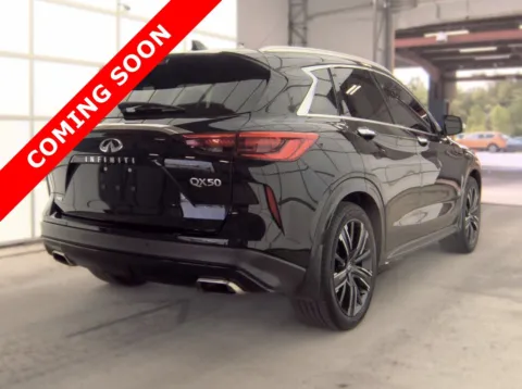 More photos of 2021 INFINITI QX50 LUXE at Auto Boutique Ohio, OH