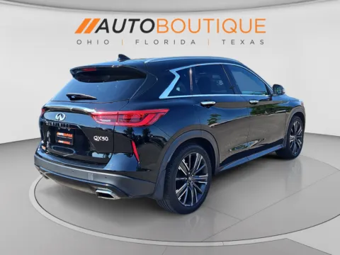 More photos of 2021 INFINITI QX50 LUXE at Auto Boutique Ohio, OH