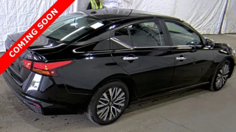 More photos of 2024 Nissan Altima 2.5 SV at Auto Boutique Ohio, OH