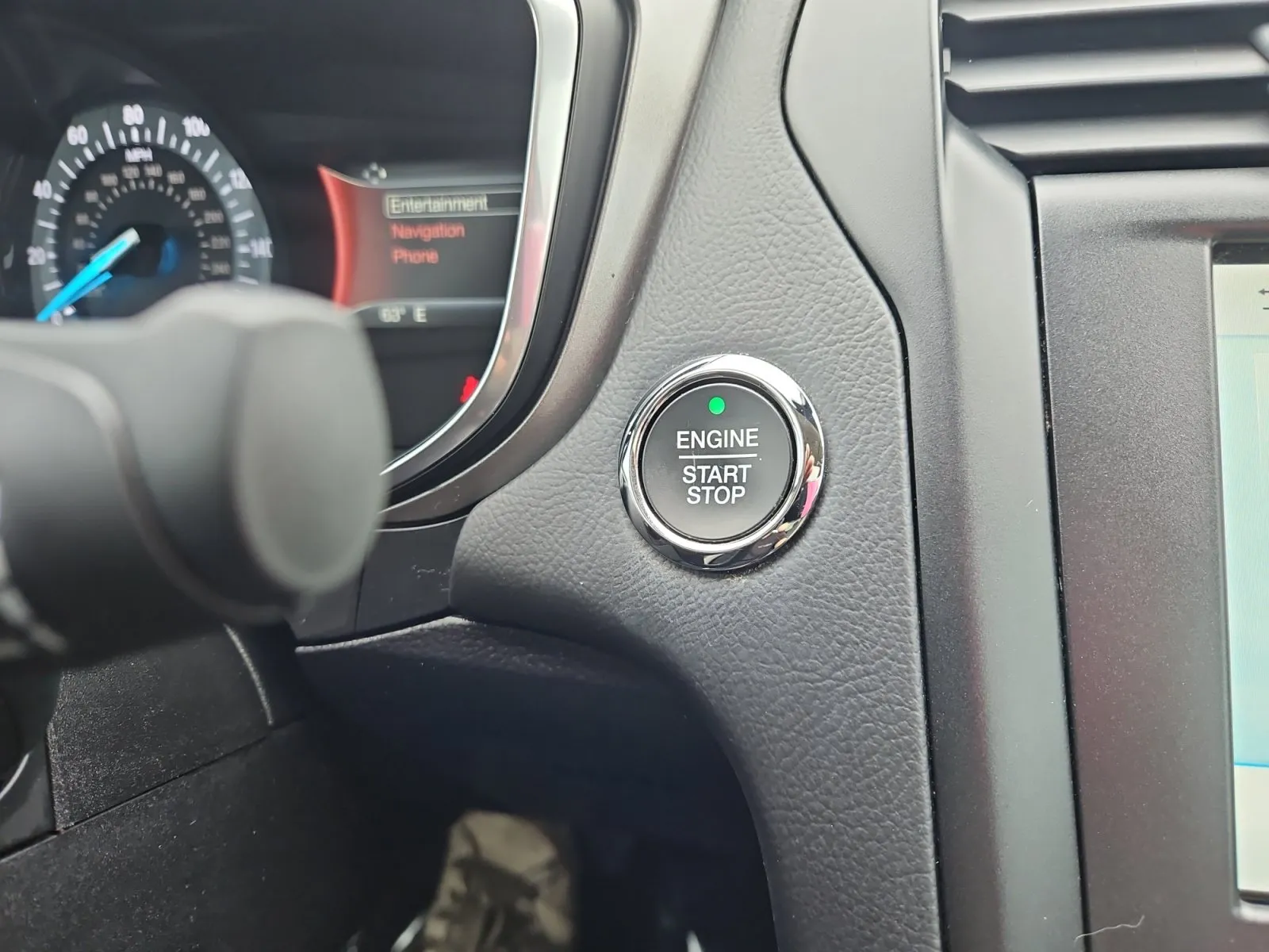 Ford Fusion photo 20