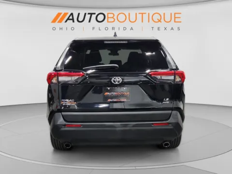 More photos of 2022 Toyota RAV4 LE at Auto Boutique Ohio, OH