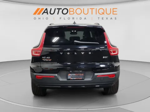 More photos of 2023 Volvo XC40 Ultimate Dark Theme at Auto Boutique Ohio, OH