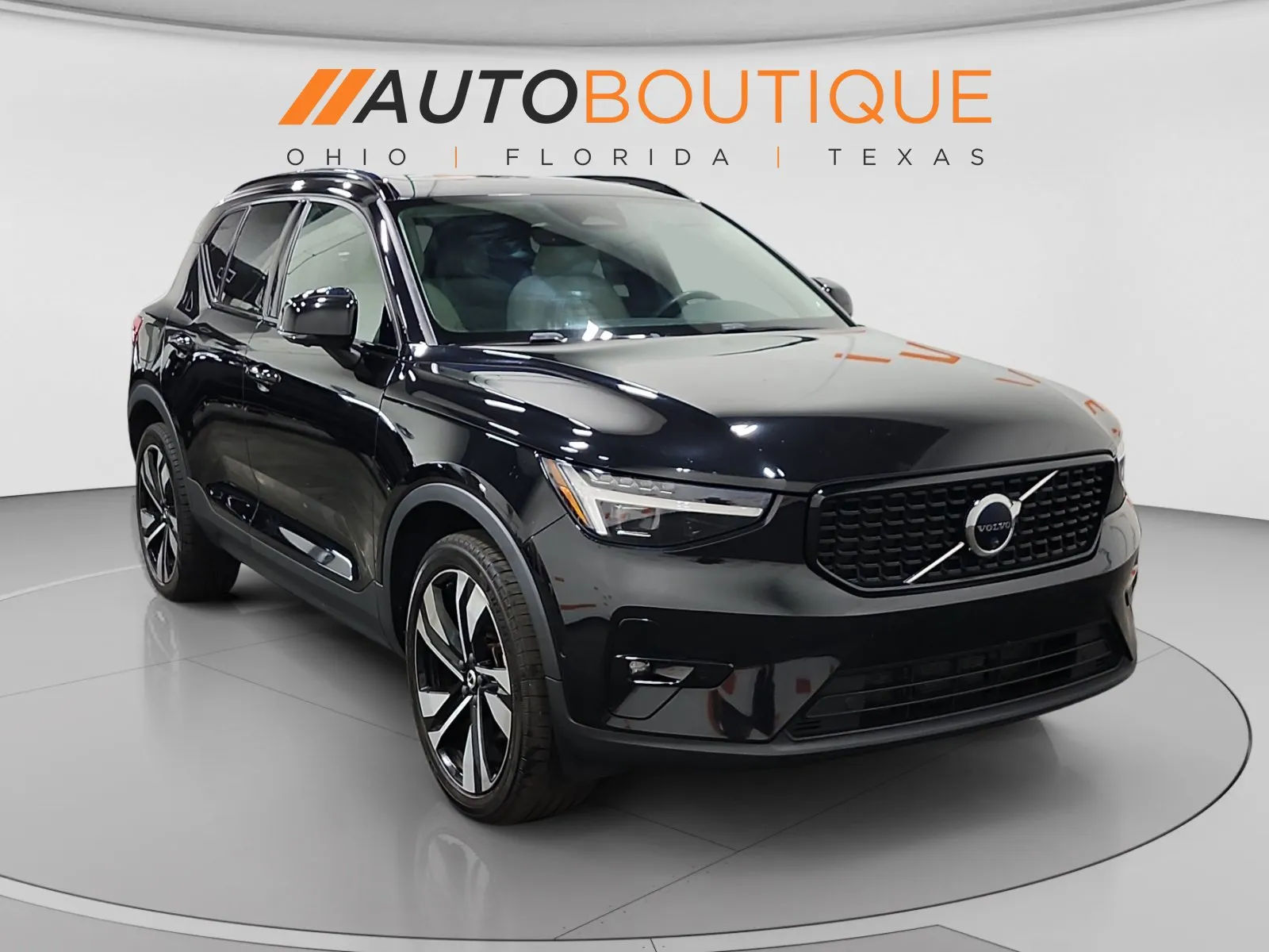 Volvo XC40 photo 28