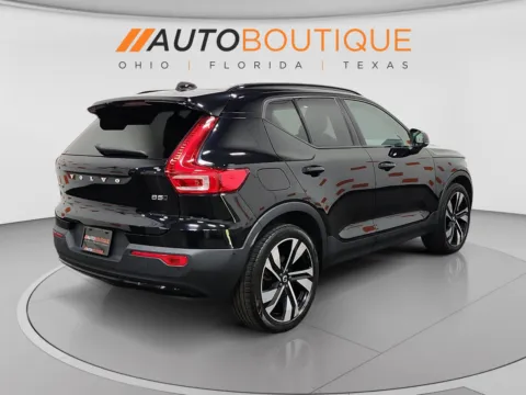 More photos of 2023 Volvo XC40 Ultimate Dark Theme at Auto Boutique Ohio, OH