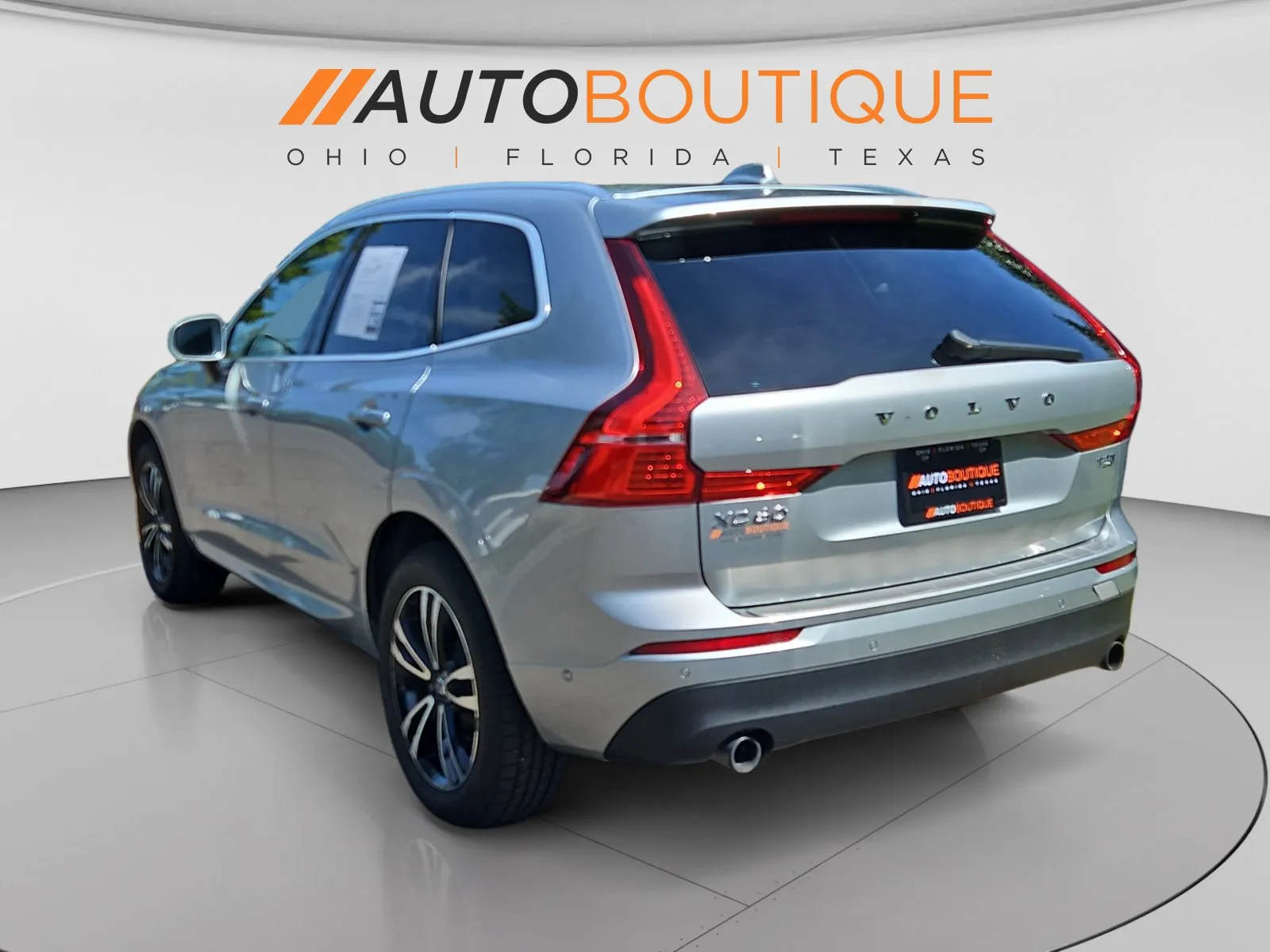 Volvo XC60 photo 3