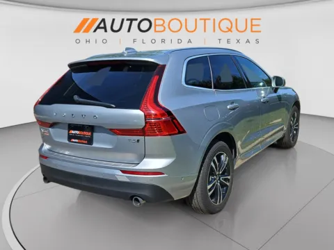 More photos of 2018 Volvo XC60 Momentum at Auto Boutique Ohio, OH