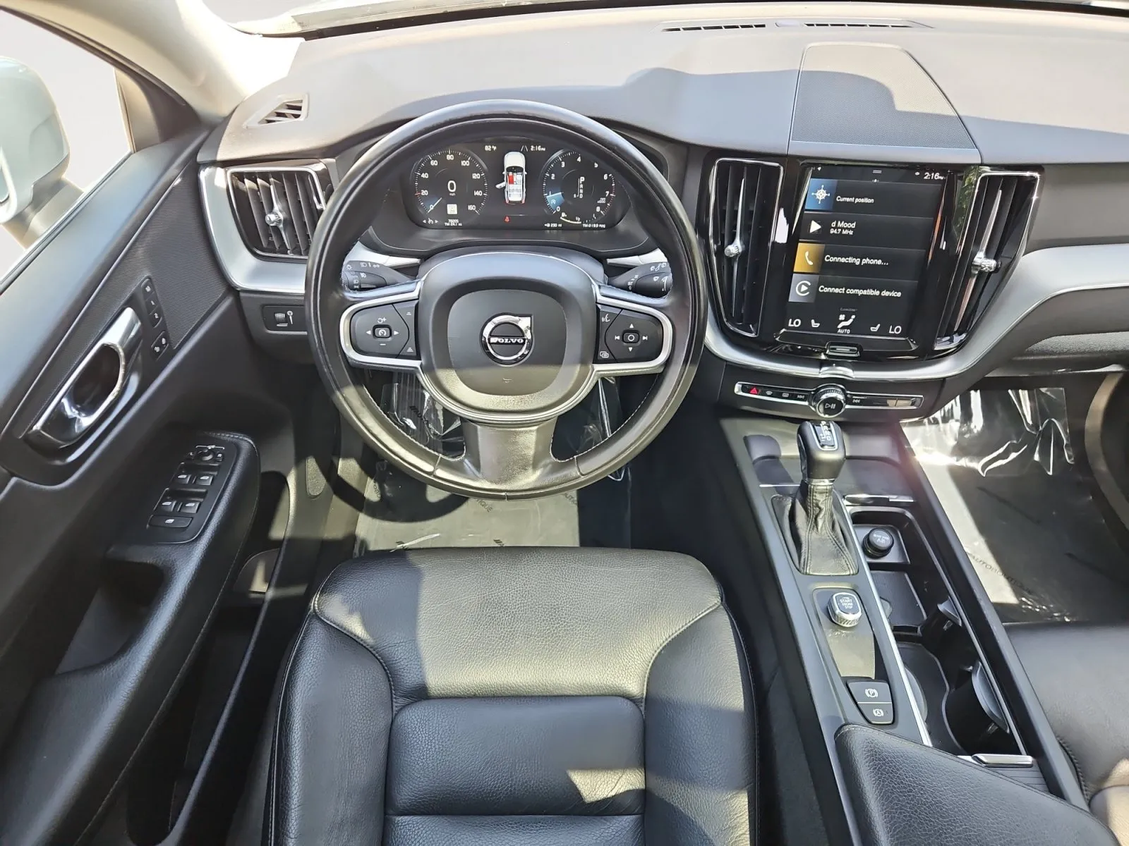 Volvo XC60 photo 10