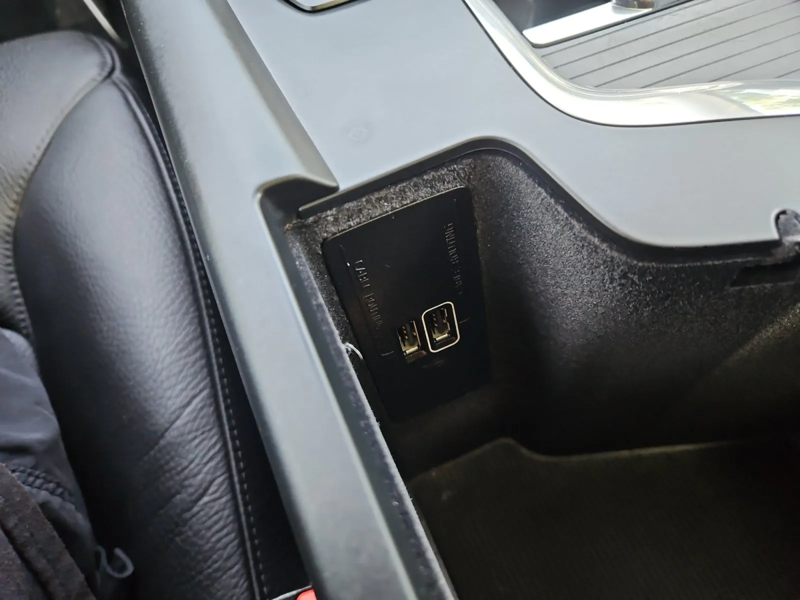 Volvo XC60 photo 24