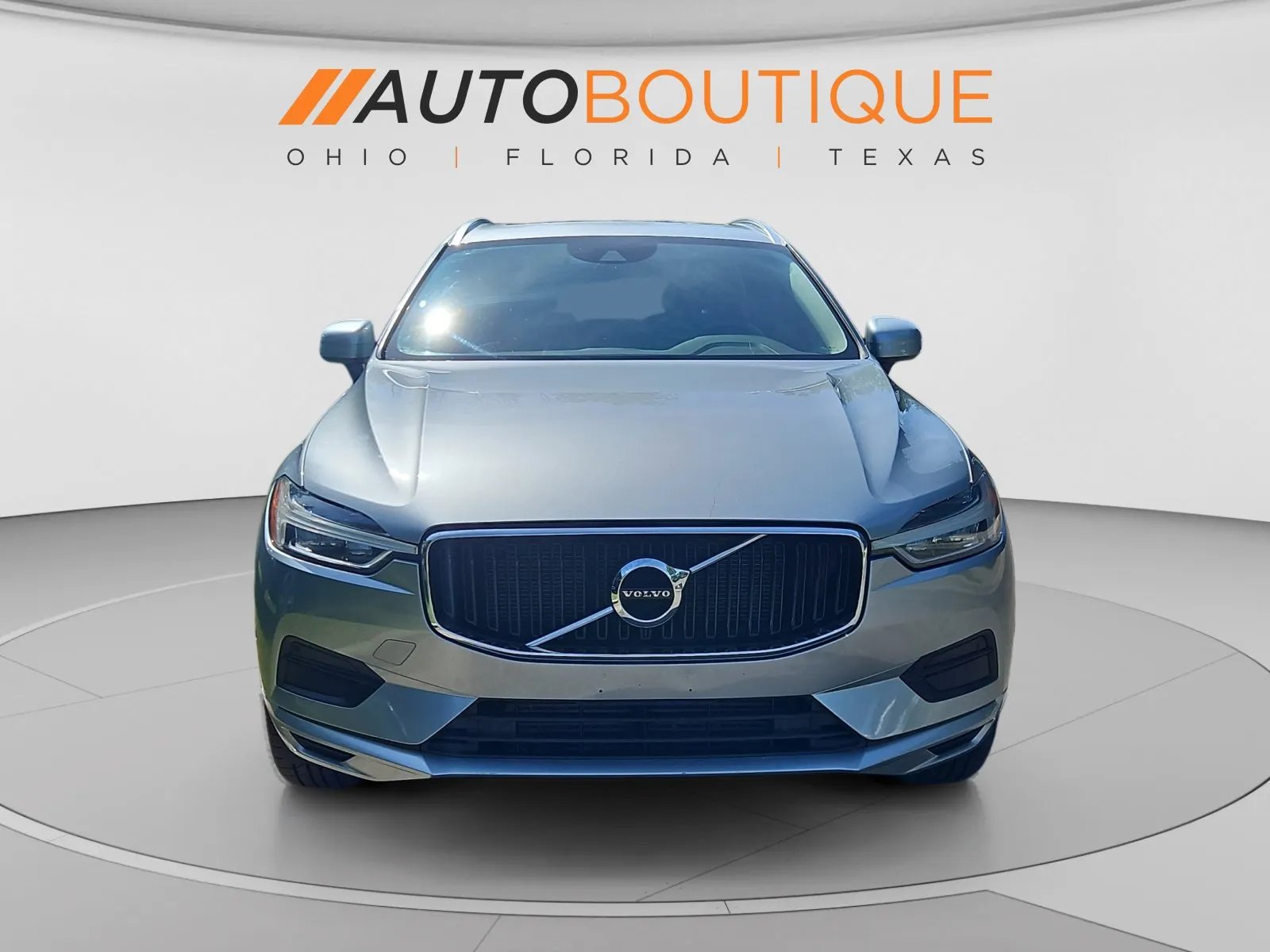 Volvo XC60 photo 8