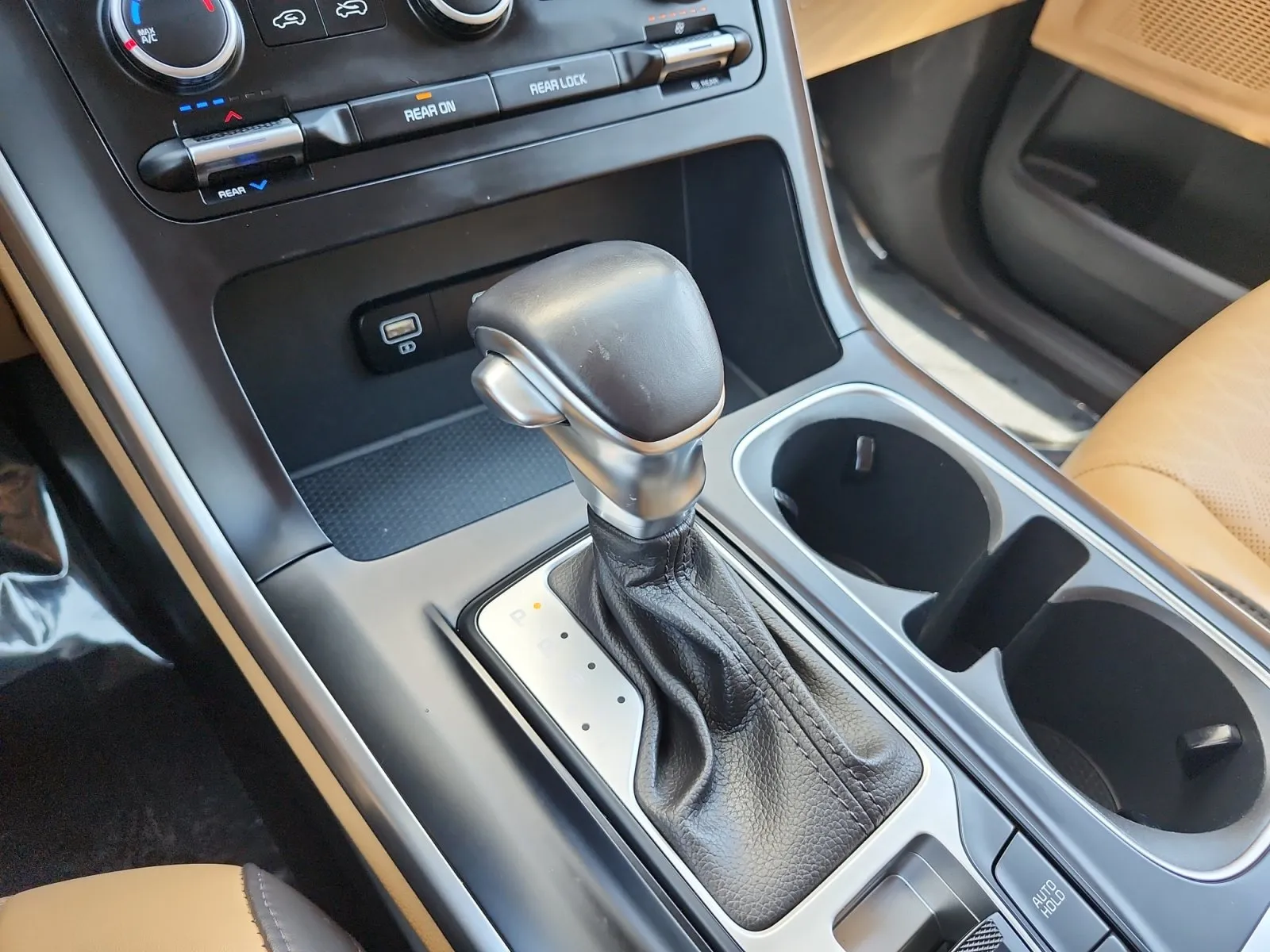 Kia Carnival photo 21