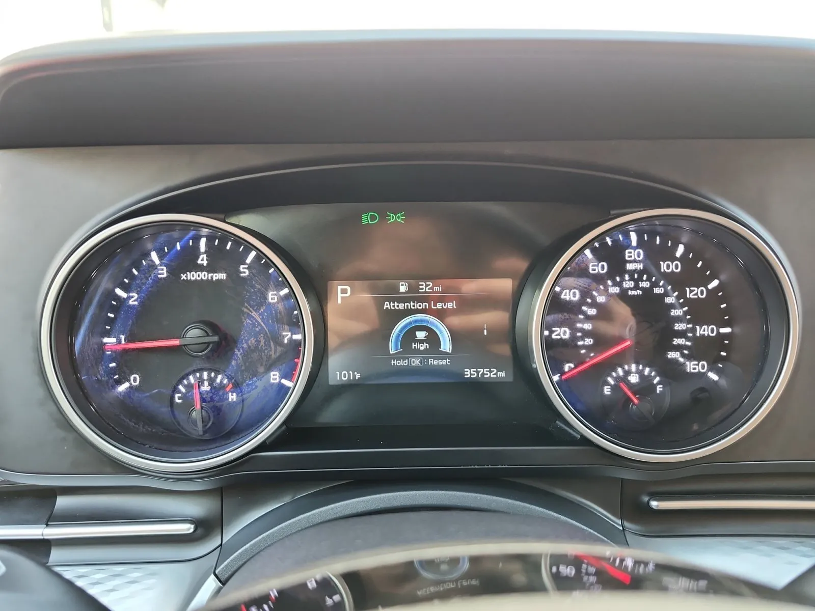 Kia Carnival photo 15