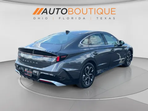More photos of 2025 Hyundai Sonata SEL at Auto Boutique Ohio, OH