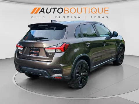 More photos of 2022 Mitsubishi Outlander Sport LE at Auto Boutique Ohio, OH