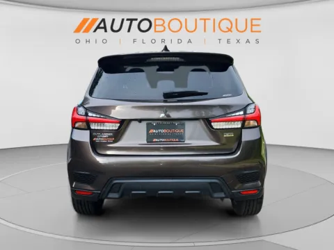 More photos of 2022 Mitsubishi Outlander Sport LE at Auto Boutique Ohio, OH