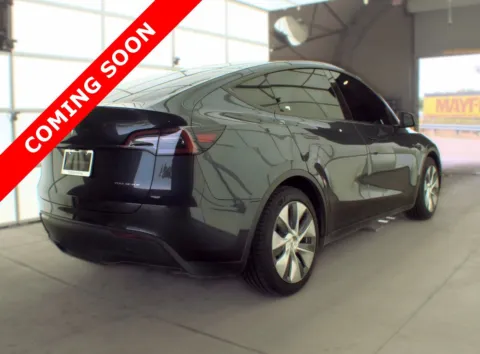 More photos of 2024 Tesla Model Y Long Range at Auto Boutique Ohio, OH