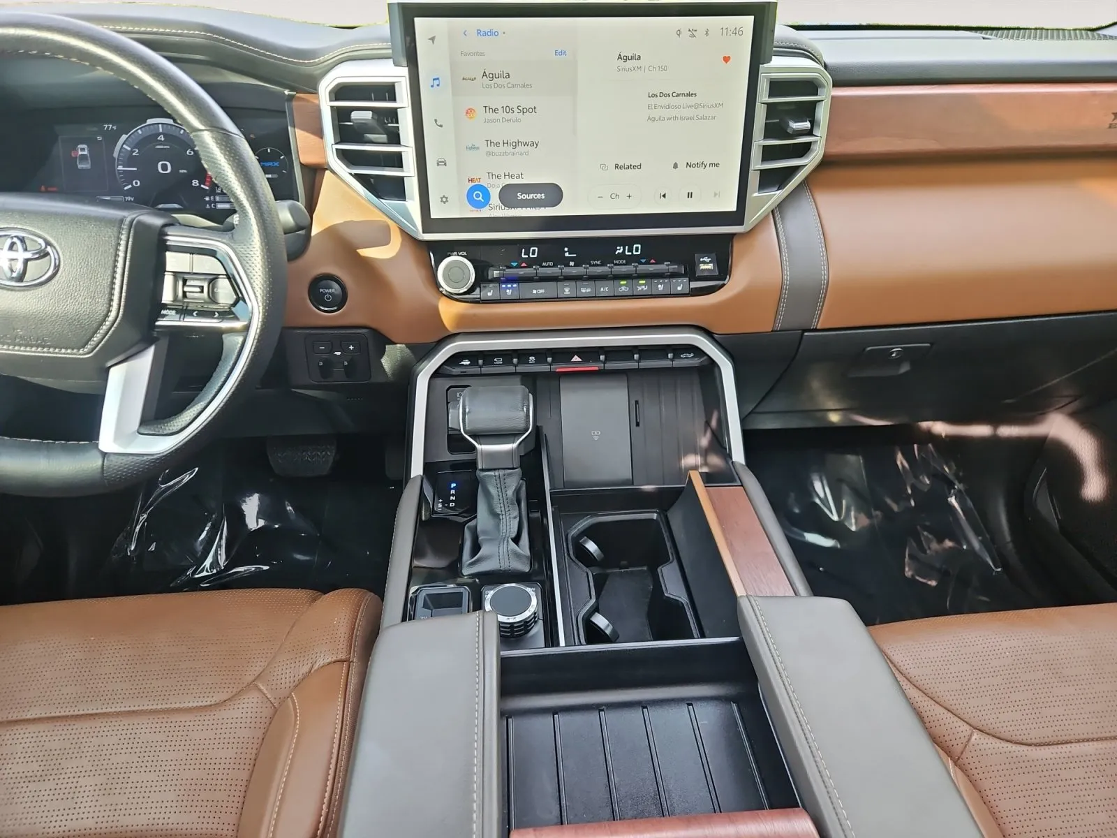 Toyota Tundra photo 11