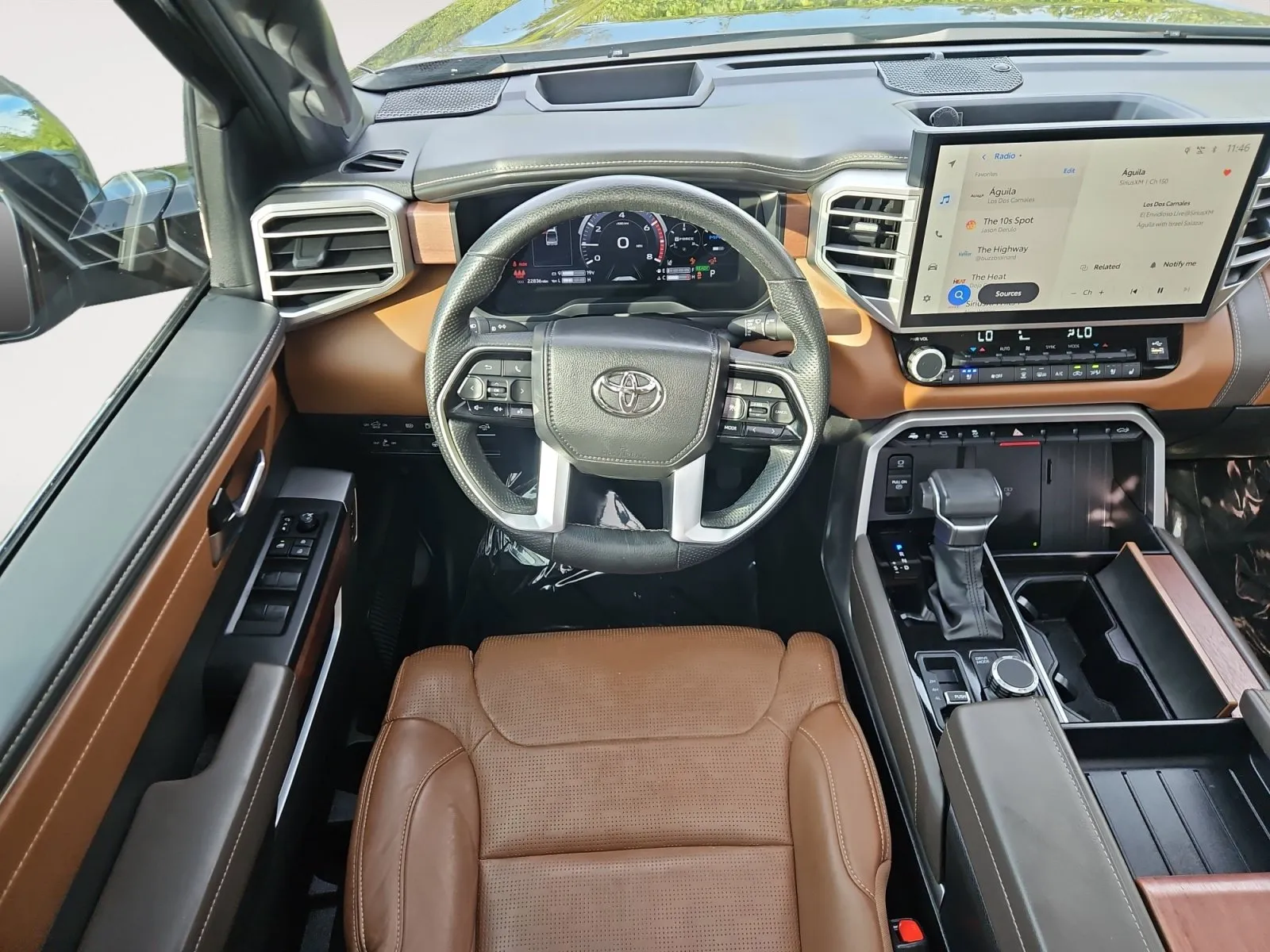 Toyota Tundra photo 10