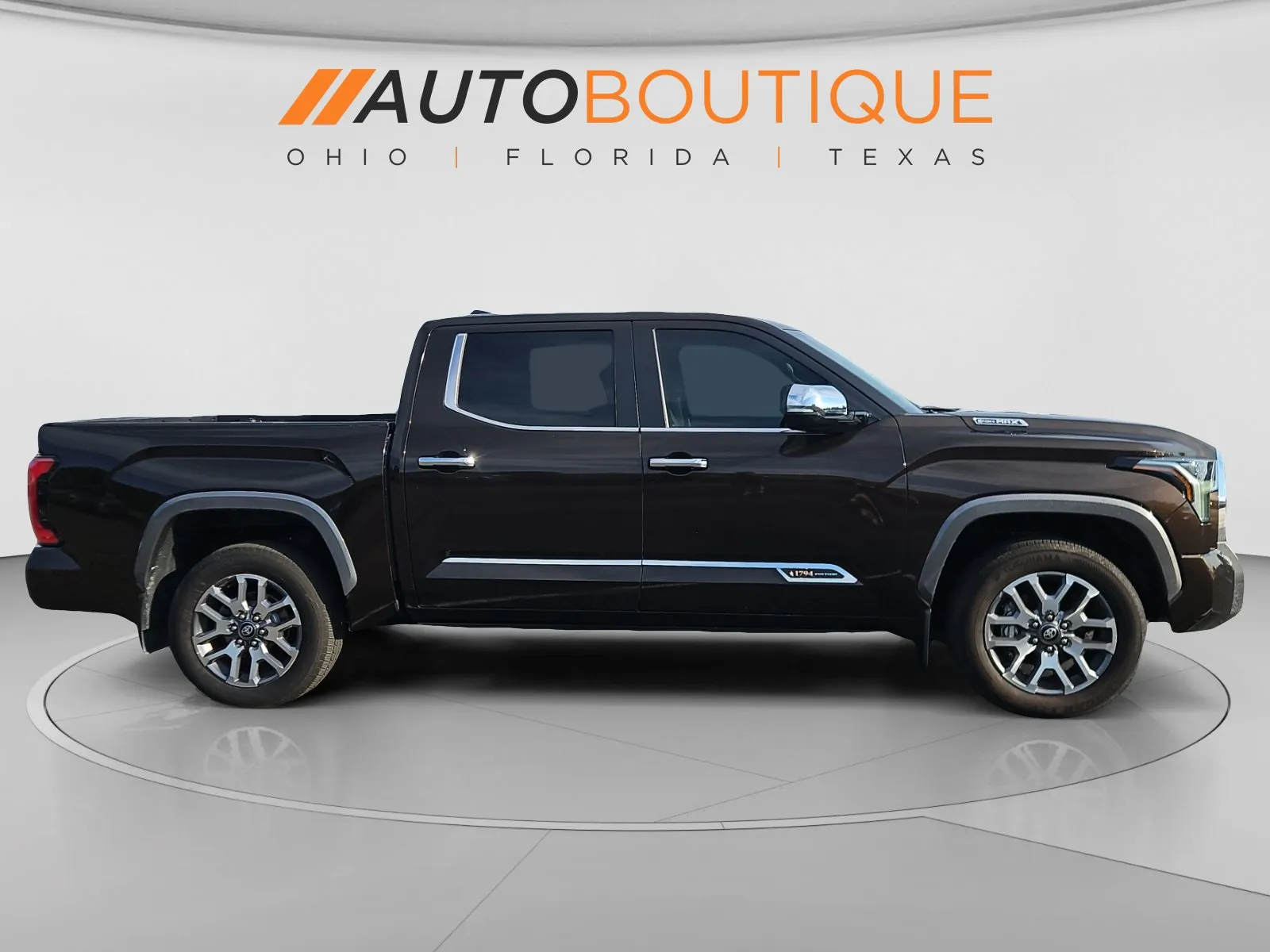 Toyota Tundra photo 6