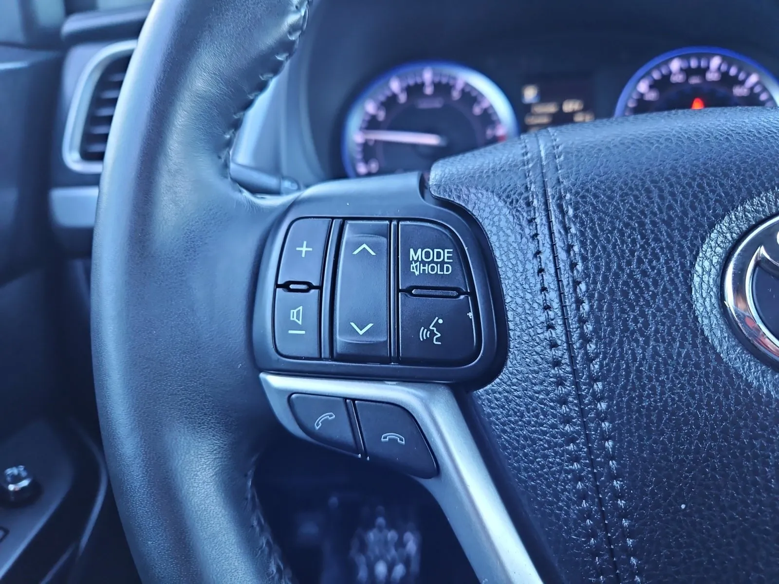Toyota Highlander photo 25