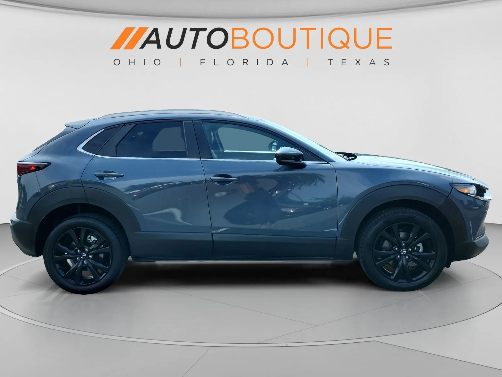 Mazda CX-30 photo 6