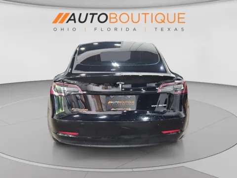 More photos of 2022 Tesla Model 3 Long Range at Auto Boutique Ohio, OH