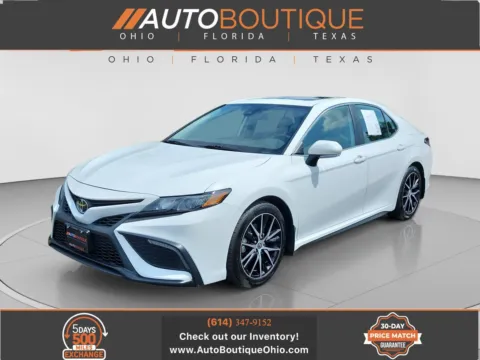 White 2023 Toyota Camry SE for sale in Columbus, OH