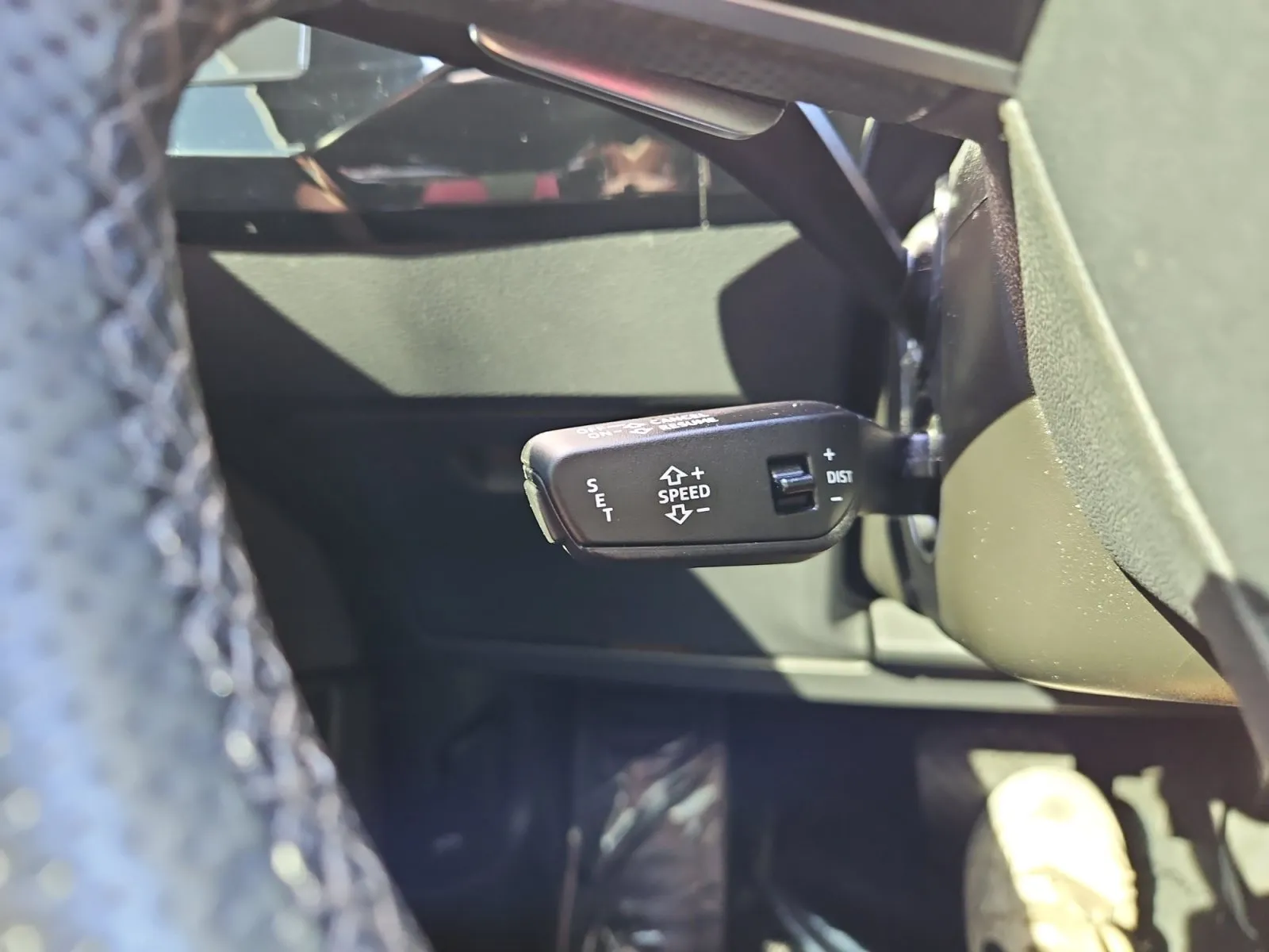 Audi e-tron photo 28
