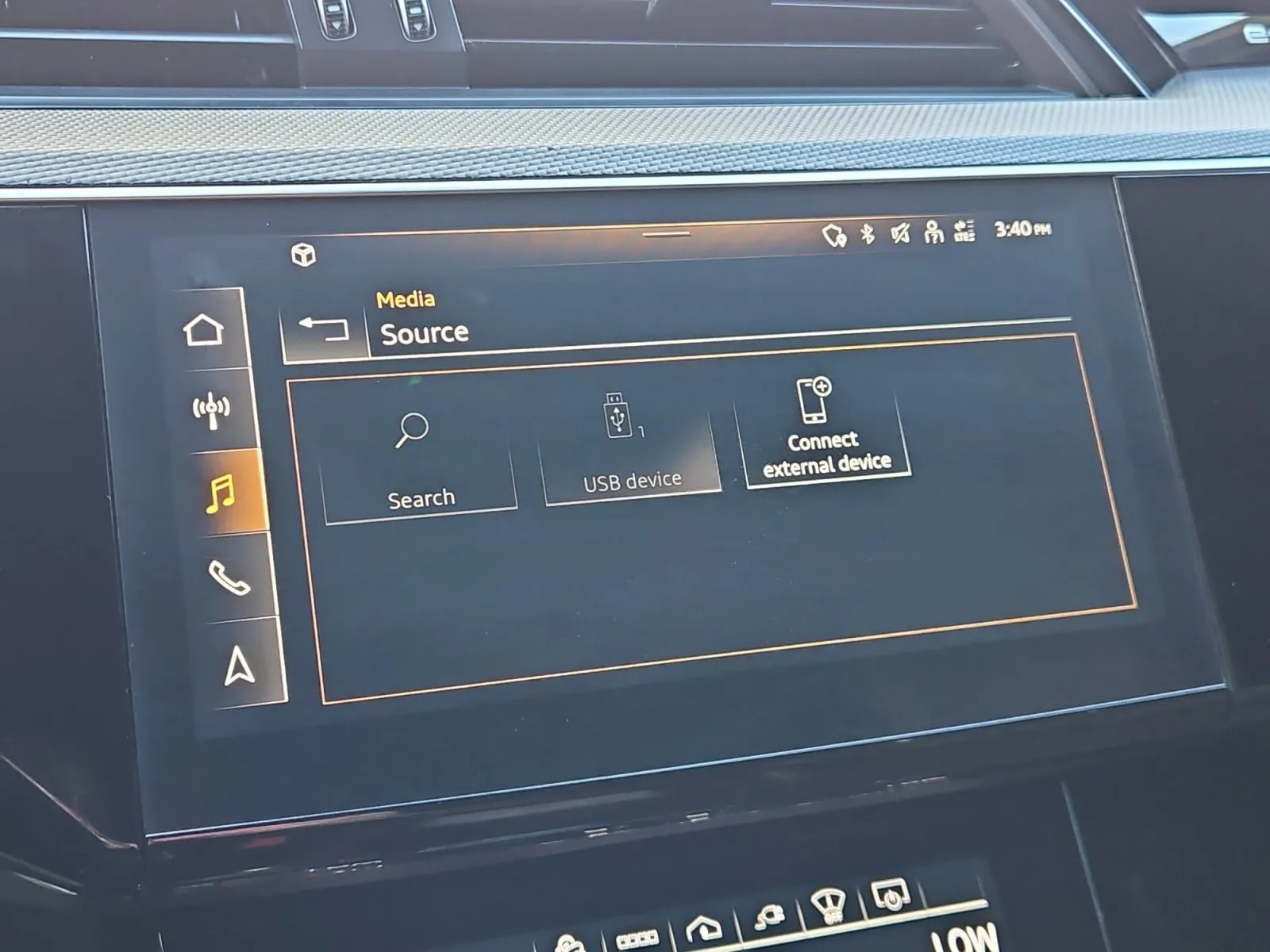 Audi e-tron photo 20