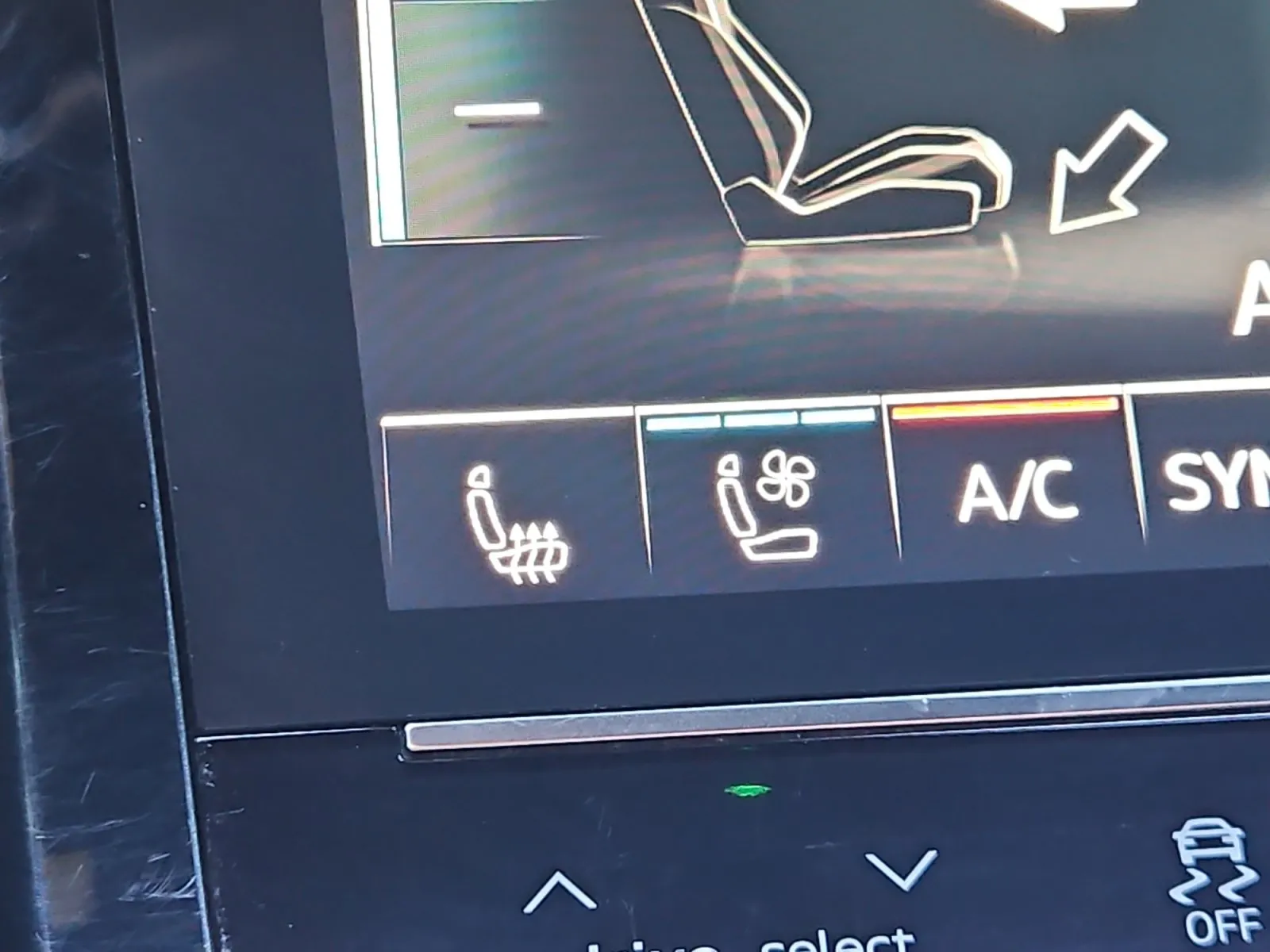 Audi e-tron photo 21