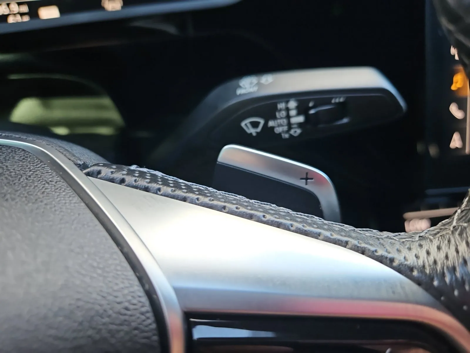 Audi e-tron photo 25