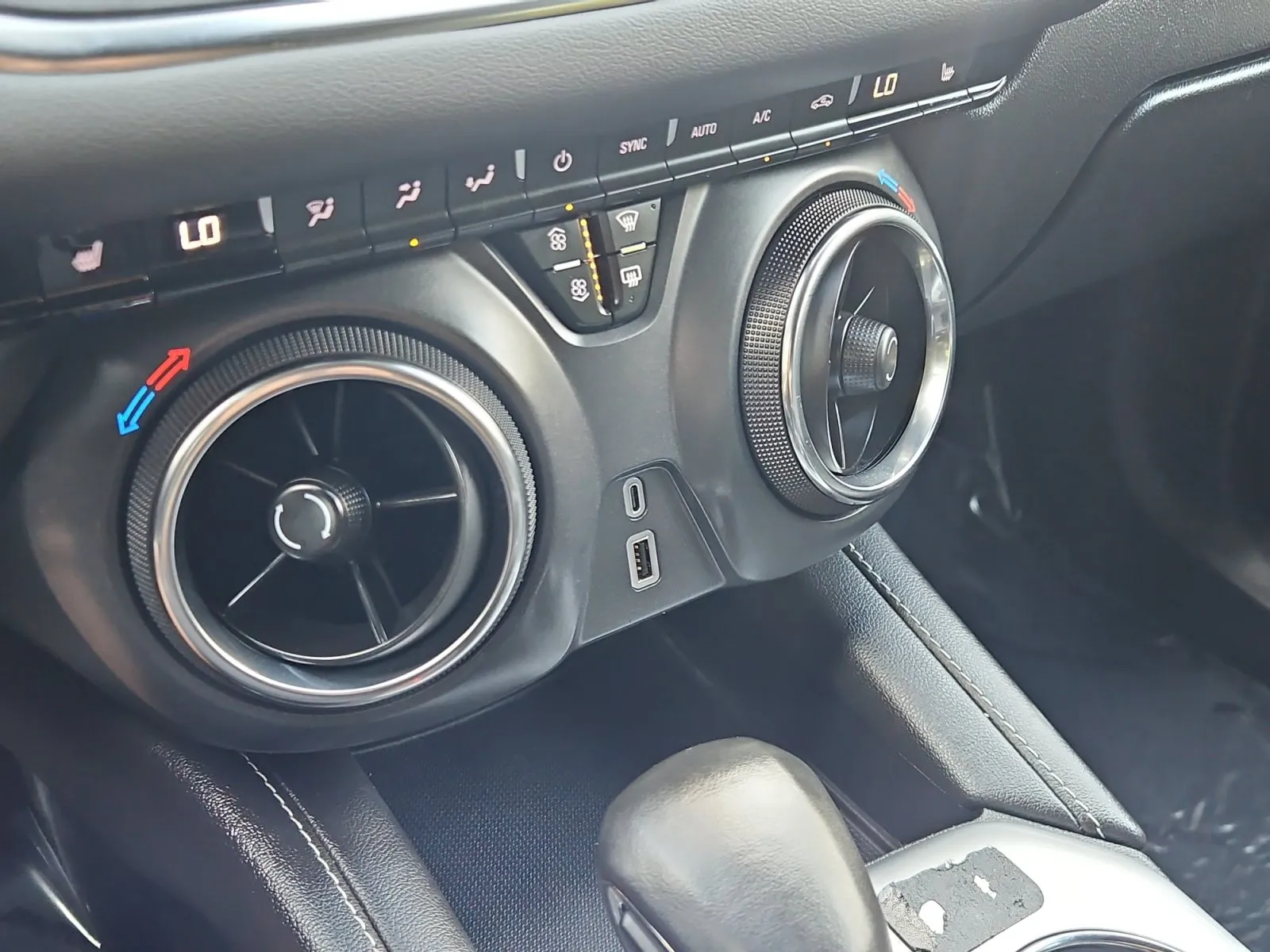Chevrolet Blazer photo 21