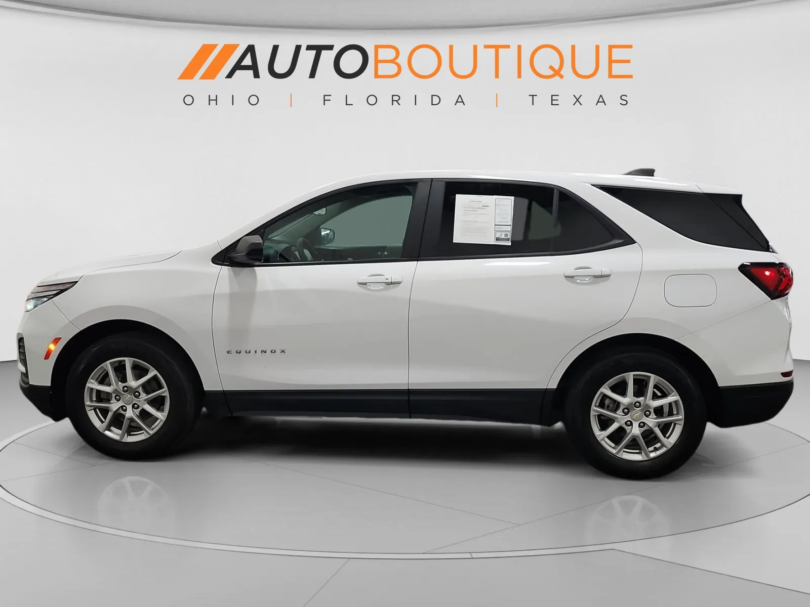 Chevrolet Equinox photo 2