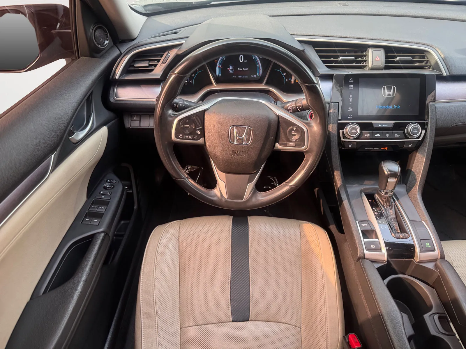 Honda Civic photo 10