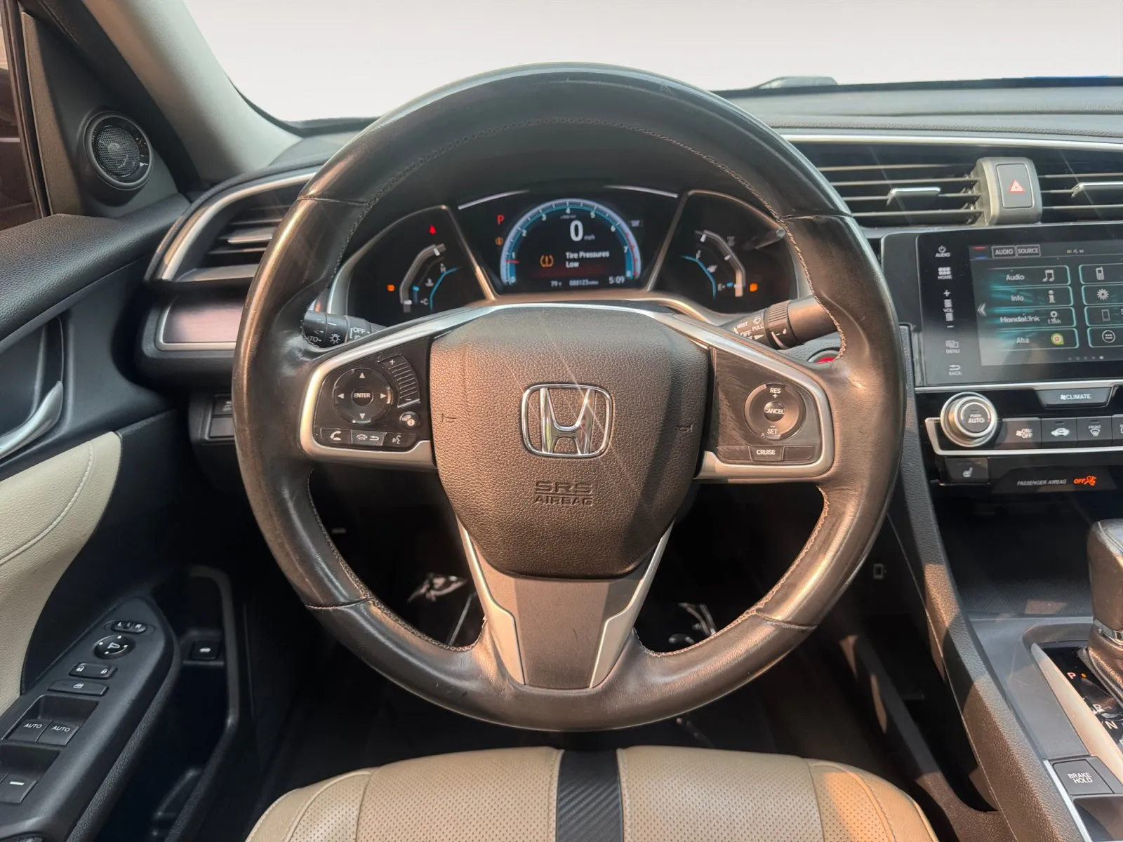 Honda Civic photo 12