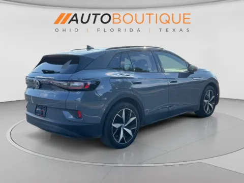 More photos of 2023 Volkswagen ID.4 Pro S at Auto Boutique Ohio, OH