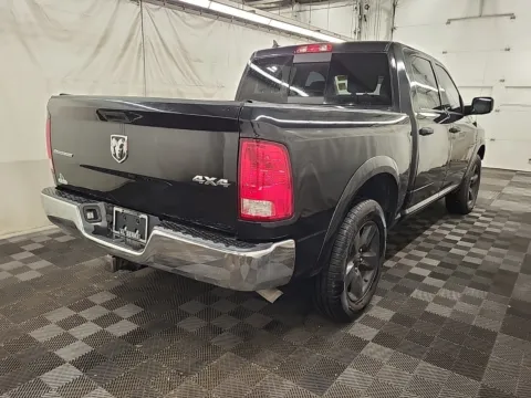 More photos of 2018 Ram 1500 SLT at Auto Boutique Ohio, OH