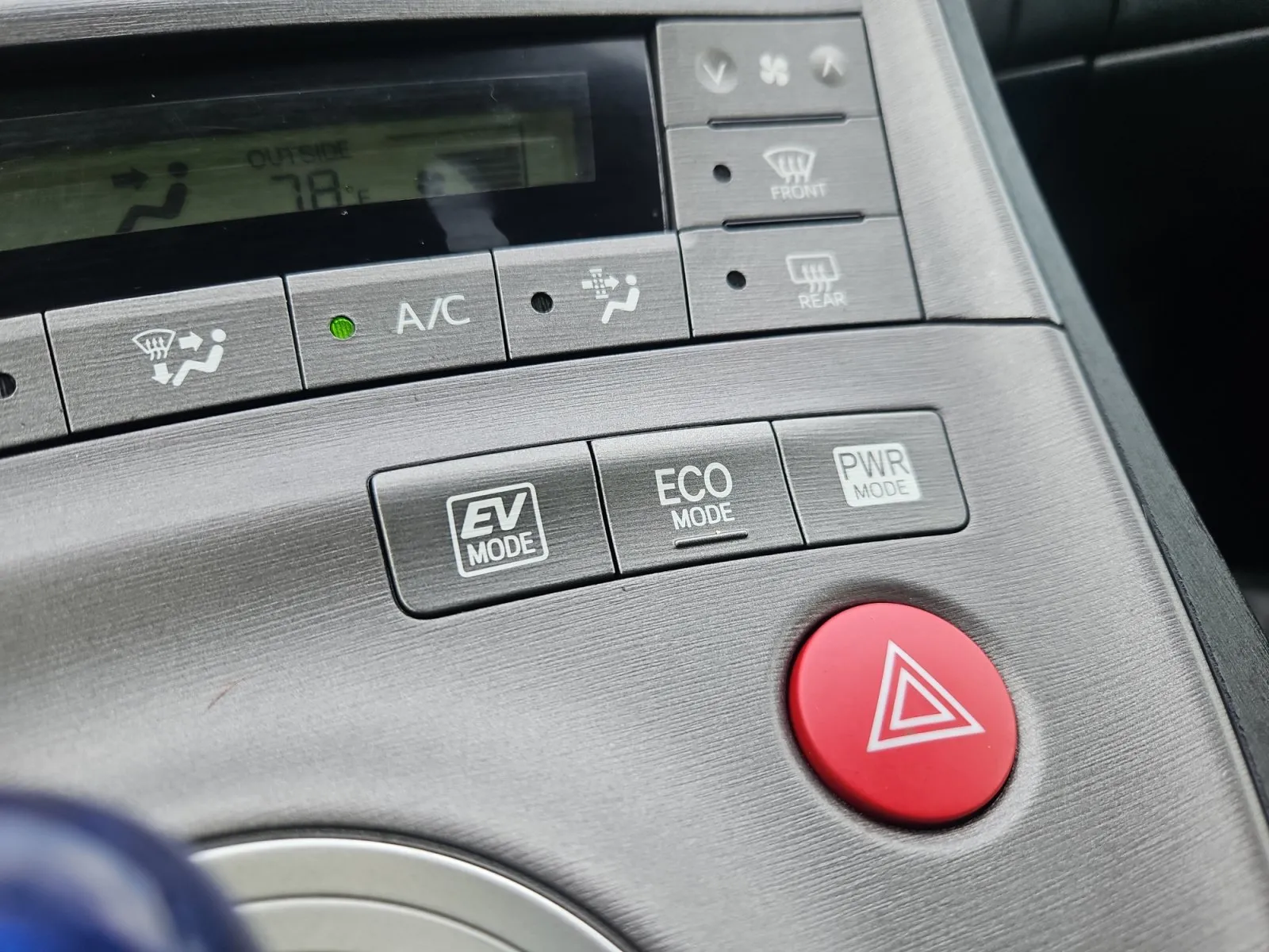 Toyota Prius photo 20