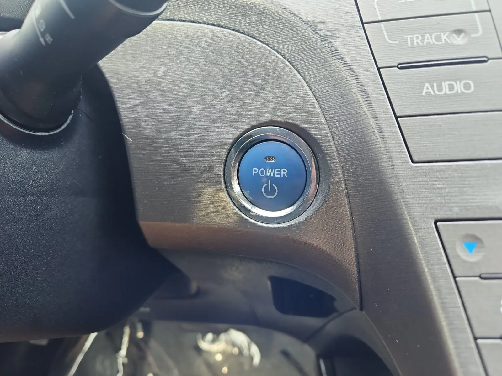 Toyota Prius photo 18