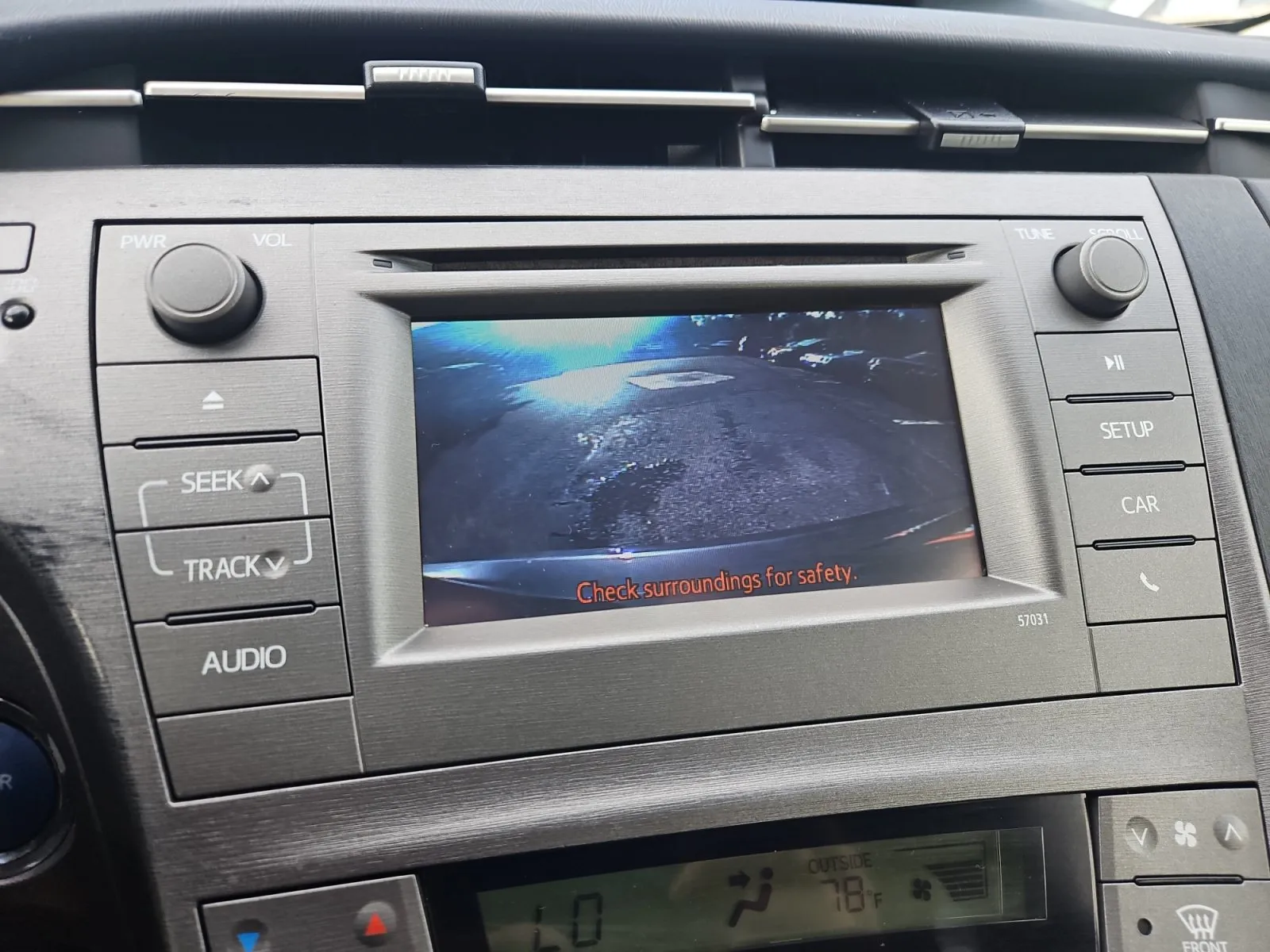 Toyota Prius photo 16