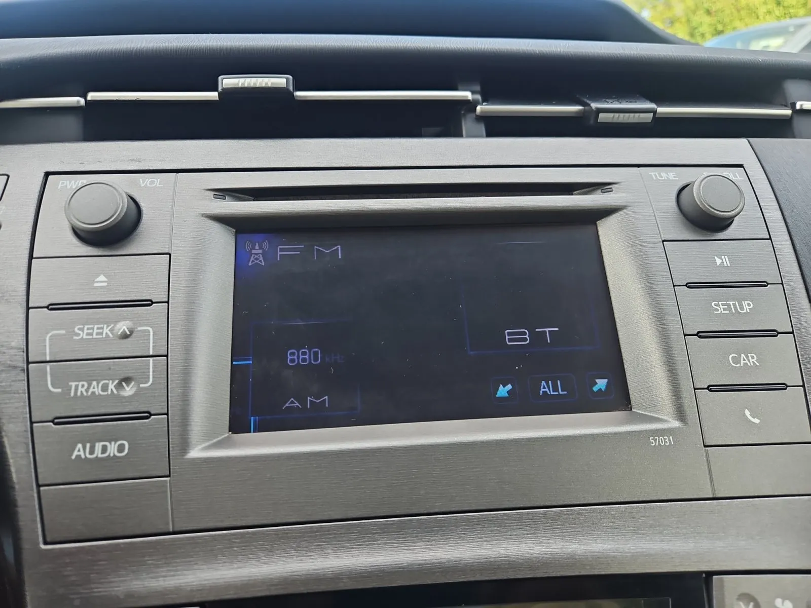 Toyota Prius photo 17